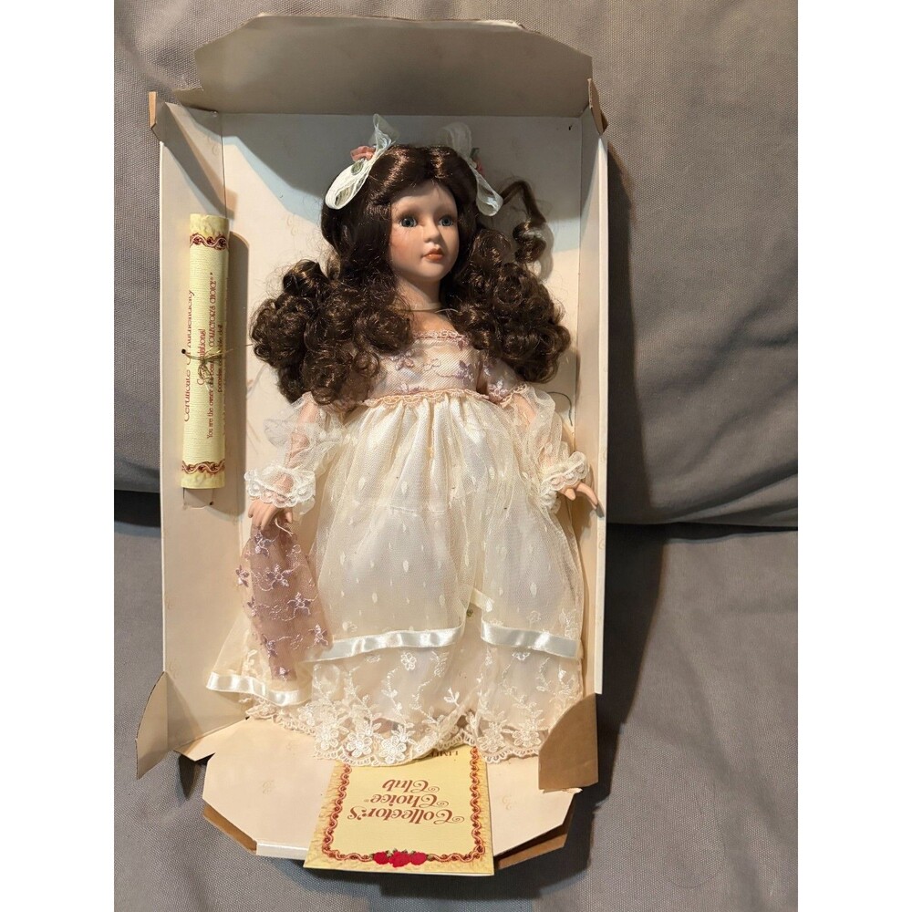 Collector’s Choice Porcelain Doll – Cream Lace Gown – COA & Club Card